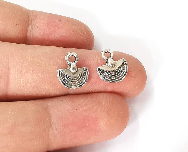 20 Semi circle charms Antique silver plated charms (12x11mm) G23689