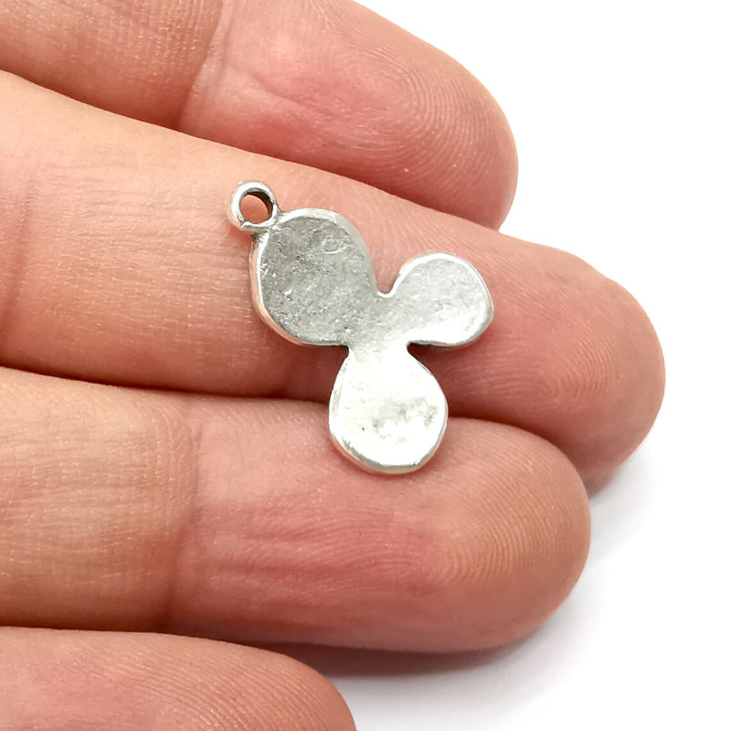 5 Flower, Leaf Charms, Antique Silver Plated (22x14mm) G34330