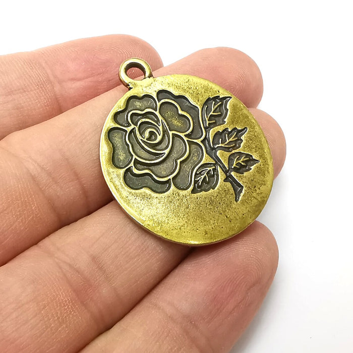 Rose , Flower Round Charms, Antique Bronze Plated (40x33mm) G34331