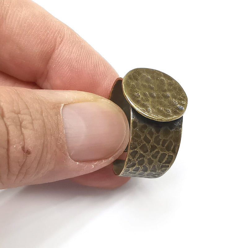 Hammered Ring Round Setting Resin Ring Blank Cabochon Mounting Adjustable Base Bezel Antique Bronze Plated Brass (16mm) G34486