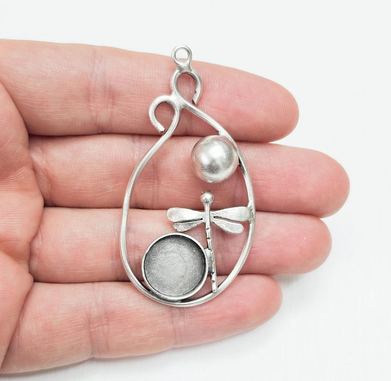Dragonfly Ball Round Pendant Base Setting Bezel Blank Antique Silver Plated Brass Pendant (61mm) (14mm blank) G34628