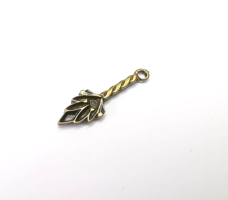 5 Leaf Charms, Antique Bronze Plated Charms (30x9mm) G34678