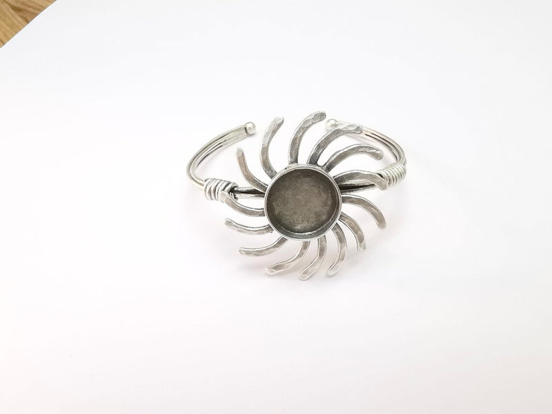 Sun Bracelet, Wire Wrapped Bracelet, Bangle Bezel, Cuff Resin Blank, Wristband Cabochon Base, Adjustable Antique Silver Brass (16mm) G34915