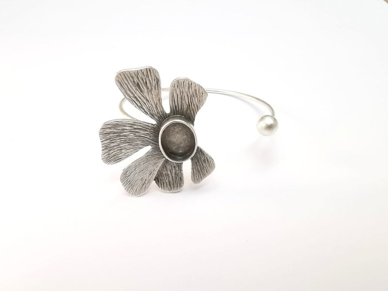 Leaf Bracelet Blank, Wire Wrapped Cuff, Bangle Bezel, Resin Blank, Wristband Cabochon Base, Adjustable Antique Silver Brass (14x10mm) G34916