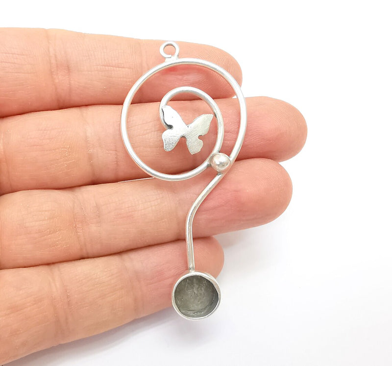 Butterfly Charm, Pendant Blank, Cabochon Bezel, Earring Base, inlay Mounting, Resin Necklace, Antique Silver Plated Brass 10mm blank G34949