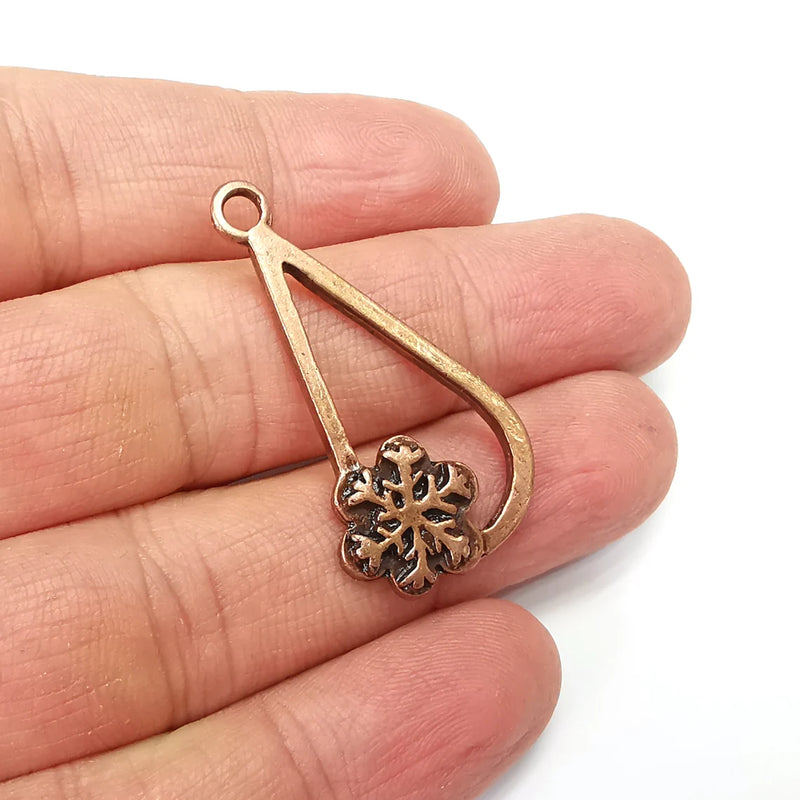Snow Flake Chams, Drop Charms, Winter, Antique Copper Plated Charms (39x21mm) G34961