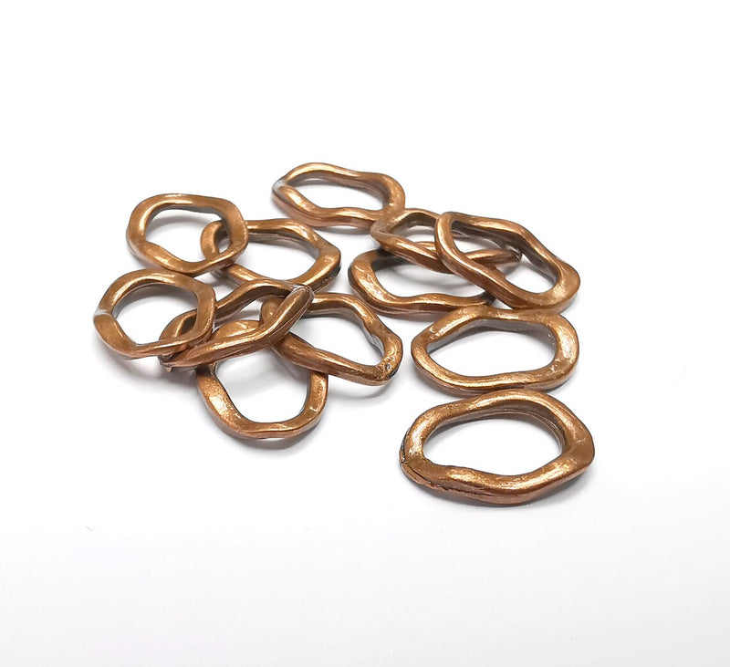 10 Organic Oval Circle Connector, Jewelry Parts, Hammered Bracelet Component, Antique Copper Finding, Antique Copper Plated (13x9mm) G35087