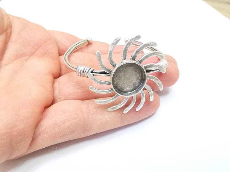 Sun Bracelet, Wire Wrapped Bracelet, Bangle Bezel, Cuff Resin Blank, Wristband Cabochon Base, Adjustable Antique Silver Brass (16mm) G34915