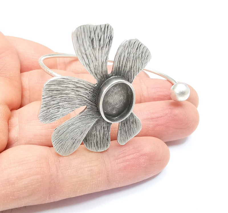 Leaf Bracelet Blank, Wire Wrapped Cuff, Bangle Bezel, Resin Blank, Wristband Cabochon Base, Adjustable Antique Silver Brass (14x10mm) G34916