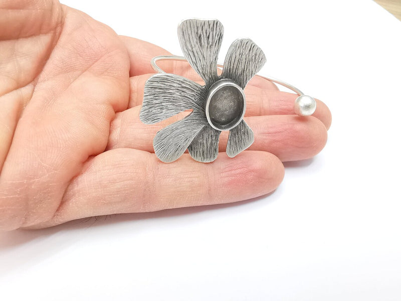 Leaf Bracelet Blank, Wire Wrapped Cuff, Bangle Bezel, Resin Blank, Wristband Cabochon Base, Adjustable Antique Silver Brass (14x10mm) G34916