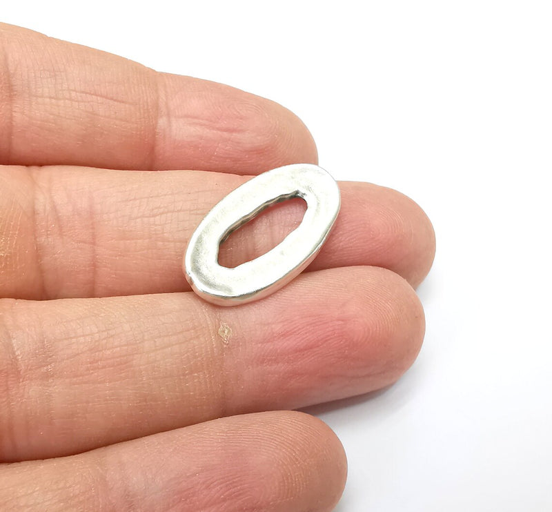 5 Silver Oval Circle Connector, Jewelry Parts, Hammered Bracelet Component, Antique Silver Finding, Antique Silver Plated (25x13mm) G35185
