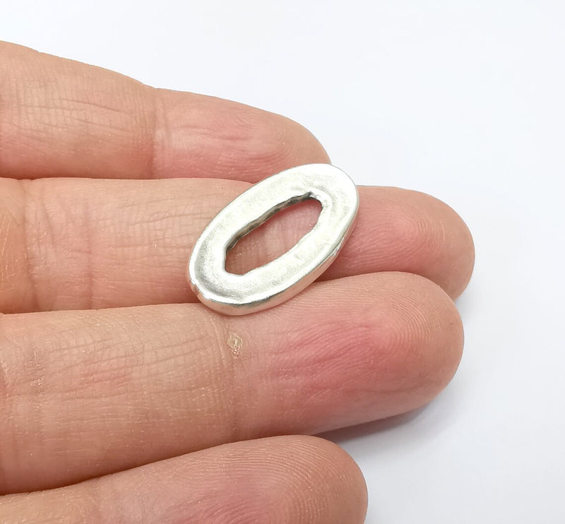 5 Silver Oval Circle Connector, Jewelry Parts, Hammered Bracelet Component, Antique Silver Finding, Antique Silver Plated (25x13mm) G35185