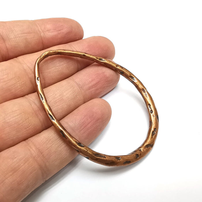 Hammered Frame Connector, Oval Jewelry Parts, Bracelet Component, Antique Copper Findings, Antique Copper Plated Metal (68x54mm) G35056