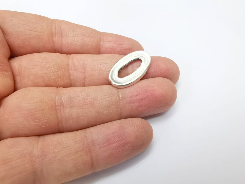 5 Silver Oval Circle Connector, Jewelry Parts, Hammered Bracelet Component, Antique Silver Finding, Antique Silver Plated (25x13mm) G35185