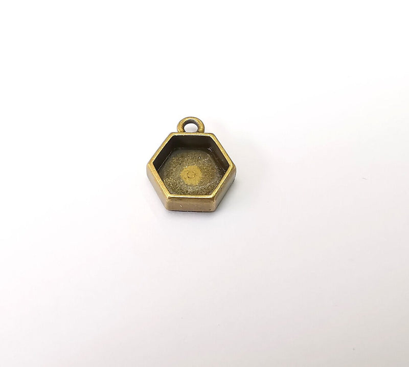 5 Hexagonal Pendant Blanks, Resin Bezel Bases, Mosaic Mountings, Dry flower Frame, Polymer Clay base, Antique Bronze Plated (10mm) G35380