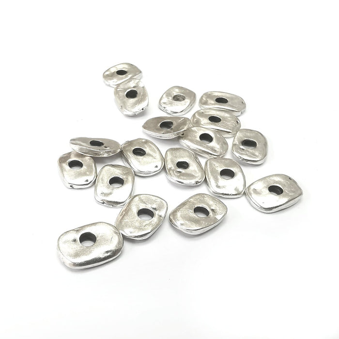 10 Hammered Disc, Middle Hole Charms, Rectangle Antique Silver Plated Charms (12x8mm) G35194