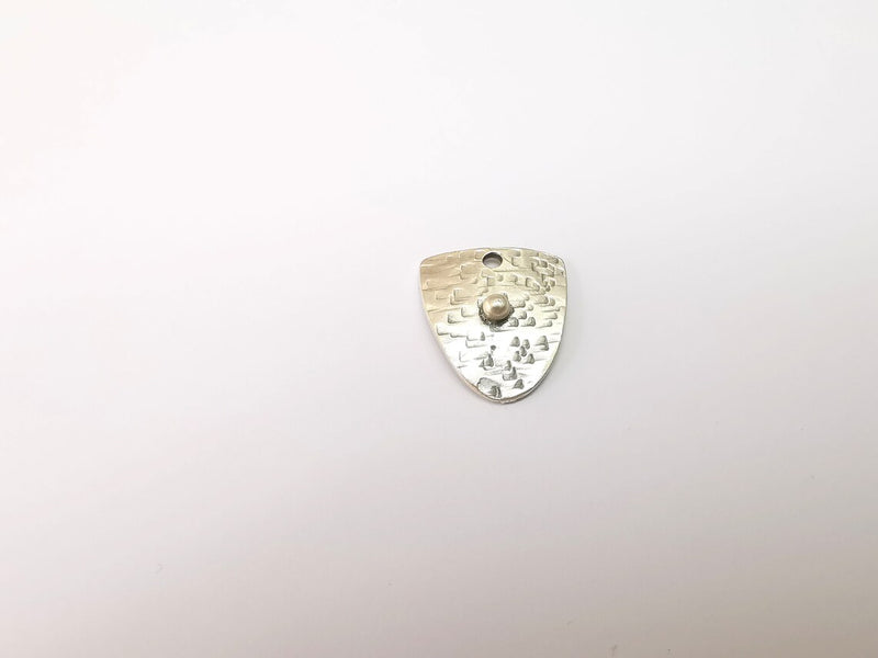 Silver Dangle Charms, Hammered Boho Charm, Rustic Charm, Earring Charm, Silver Pendant, Necklace Parts, Antique Silver Plated 23x20mm G35510