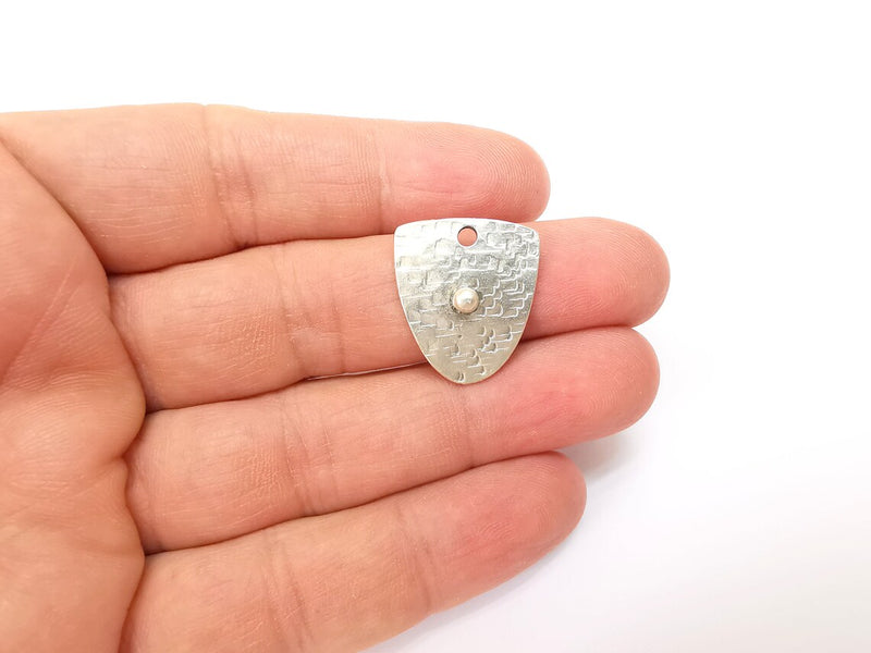 Silver Dangle Charms, Hammered Boho Charm, Rustic Charm, Earring Charm, Silver Pendant, Necklace Parts, Antique Silver Plated 23x20mm G35510