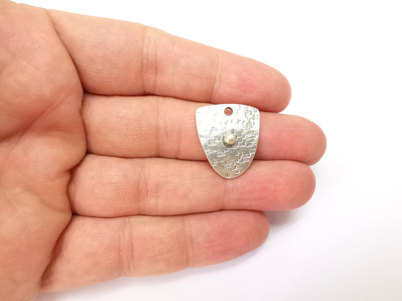 Silver Dangle Charms, Hammered Boho Charm, Rustic Charm, Earring Charm, Silver Pendant, Necklace Parts, Antique Silver Plated 23x20mm G35510