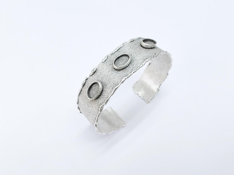 Textured Cuff Bracelet with Bezel Setting, Bangle Resin Blank Wristband Cabochon Base Adjustable Antique Silver Plated Brass (6mm) G36792