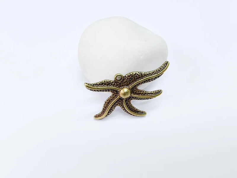 Starfish Pendant, Ocean Beach Charm, Nautical Jewelry Supply, Sea Life Necklace, Coastal Accessory, Antique Bronze Plated 43x26mm G36934