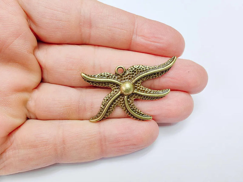 Starfish Pendant, Ocean Beach Charm, Nautical Jewelry Supply, Sea Life Necklace, Coastal Accessory, Antique Bronze Plated 43x26mm G36934