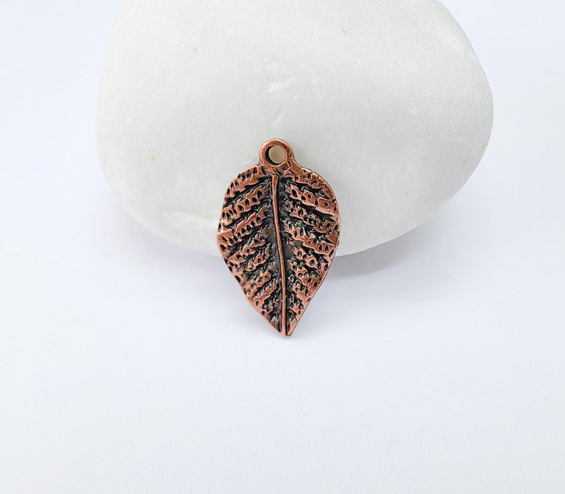 5 Leaf Charm, Boho Nature Pendant, Small Botanical Jewelry Making Supply, Earring Charm, Bracelet Charm, Antique Copper Plated 23x13mm G36972