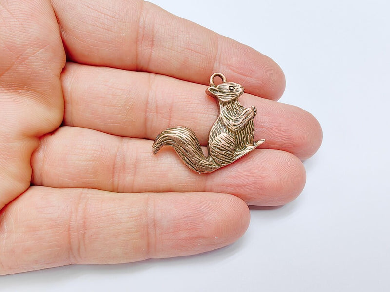 Squirrel Charm, Woodland Animal Pendant, Nature-Inspired Jewelry Making Supply, Cute Handmade Craft, Antique Copper Plated 32x24mm G36991