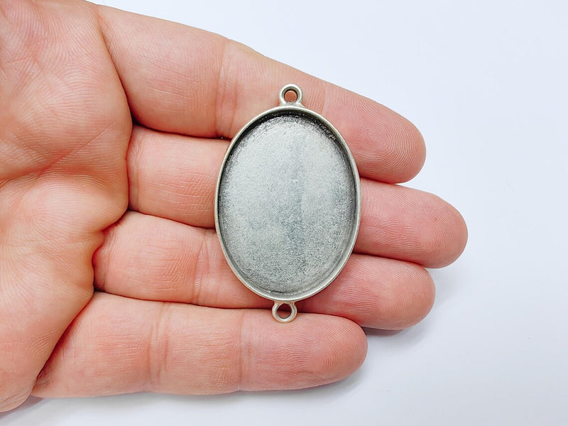 Oval Pendant Bezel Connector, Resin Blank Base, Mosaic Mountings, Dry flower Frame, Polymer Clay base, Antique Silver Plated 40x30 mm G37248