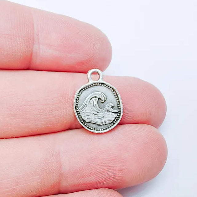 4 Ocean Wave Pendant, Wave Charm, Bracelet Charm, Earring Charm, Sea Symbol, Boho Beach, Surf Charm, Antique Silver Plated 16x13mm G37325
