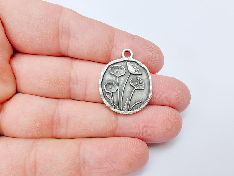 Poppy Flower Charm, Round Floral Pendant, Antique Silver Plated, Jewelry Making Supplies 28x23mm G37334
