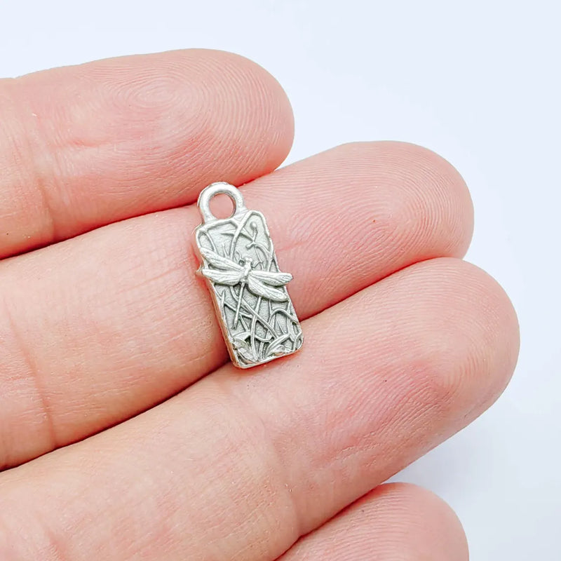4 Pcs Dragonfly Pendant Charm, Double Sided Nature Design, Antique Silver Plated, 17x8mm, G38132
