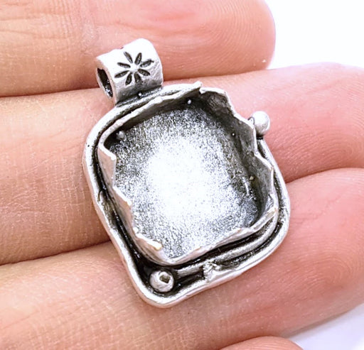 5 Silver Pendant Blank Bezel Base Setting Necklace Blank Mountings Antique Silver Plated Brass (15 mm blank) G6537