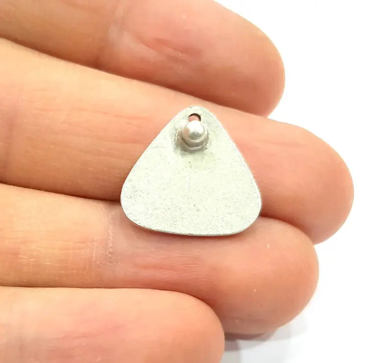 6 Silver Charms Antique Silver Plated Metal (18x17mm) G15420