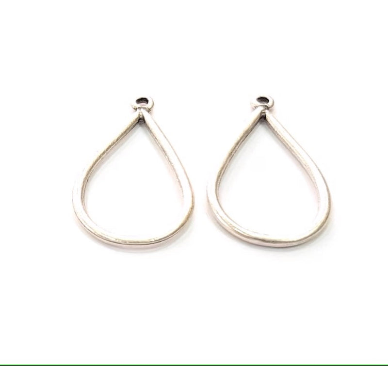 10 Teardrop Charm Antique Silver Plated Metal (32x18mm) G16100