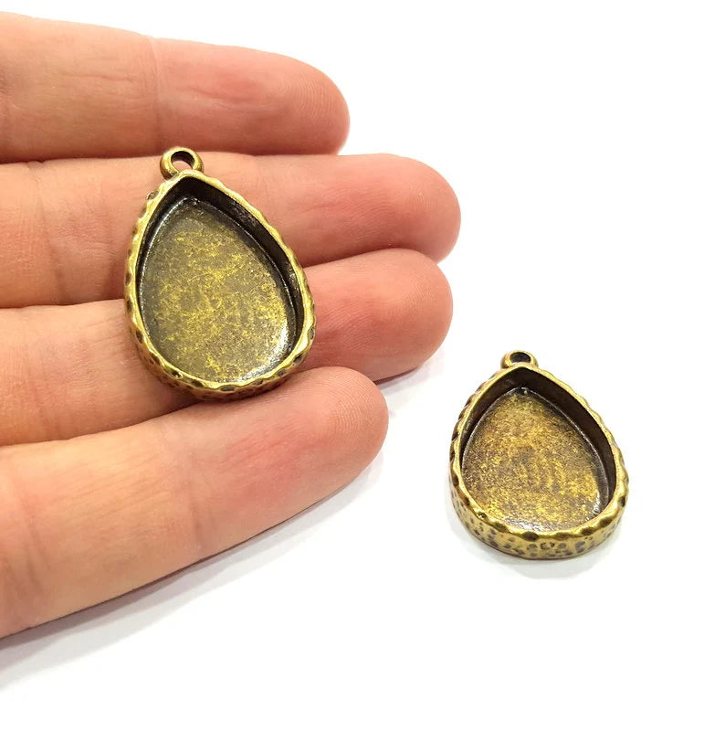 2 Hammered Base Resin Base Pendant Blank inlay Blank Mosaic Blank Bezel Setting Mountings Antique Bronze Plated Metal (25x18mm blank) G18717