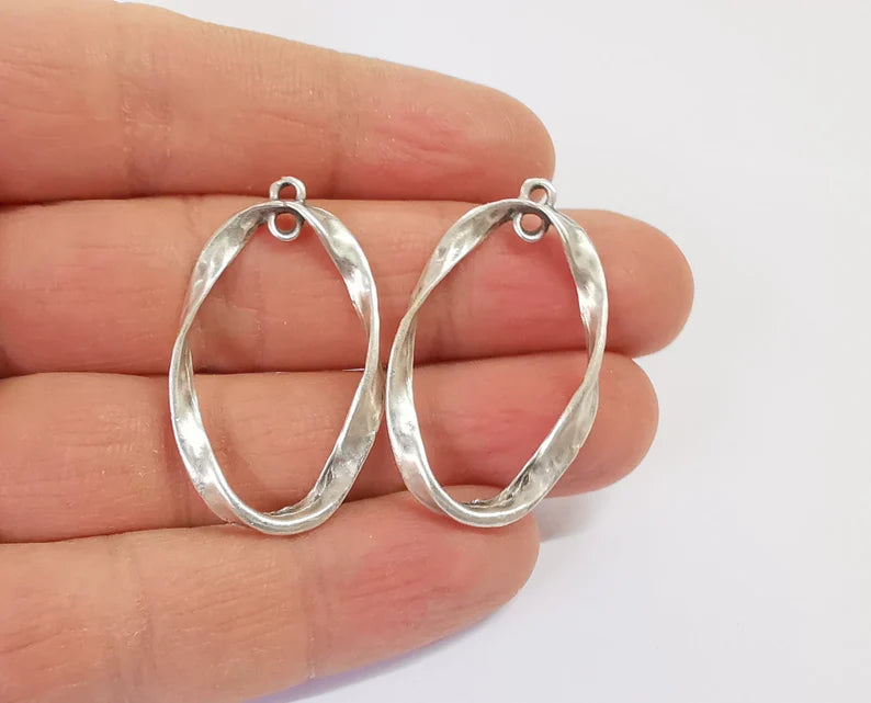 2 Organic Shape Charms, Oval Hammered Charms, Earring Connector, Pendant Parts, Dangle Findings, Antique Silver Plated (38x22mm) G24413