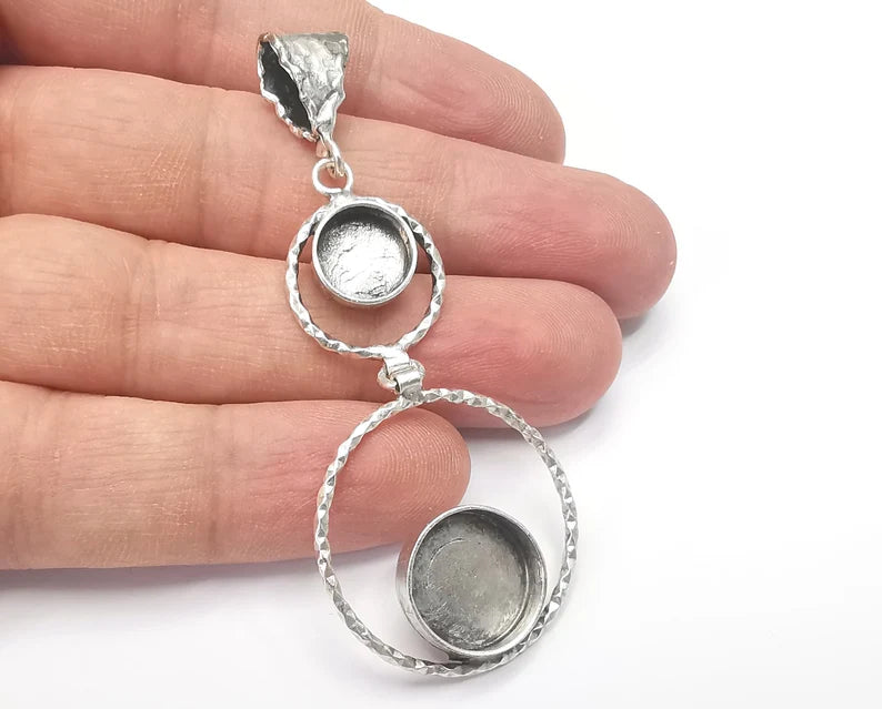 Circles Hammered Dangle Pendant Base Setting Bezel Blank Antique Silver Plated Brass Pendant (73x30 mm)(14-10mm blanks) G26697