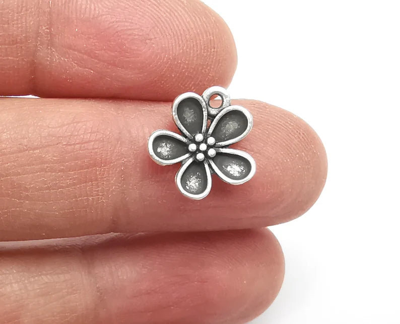4 Flower Charms Antique Silver Plated Brass Charms (15x14mm) G27354