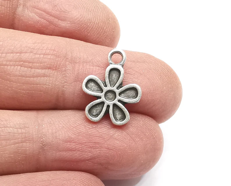 10 Flower Charms Antique Silver Plated Charms (17x13mm) G27392