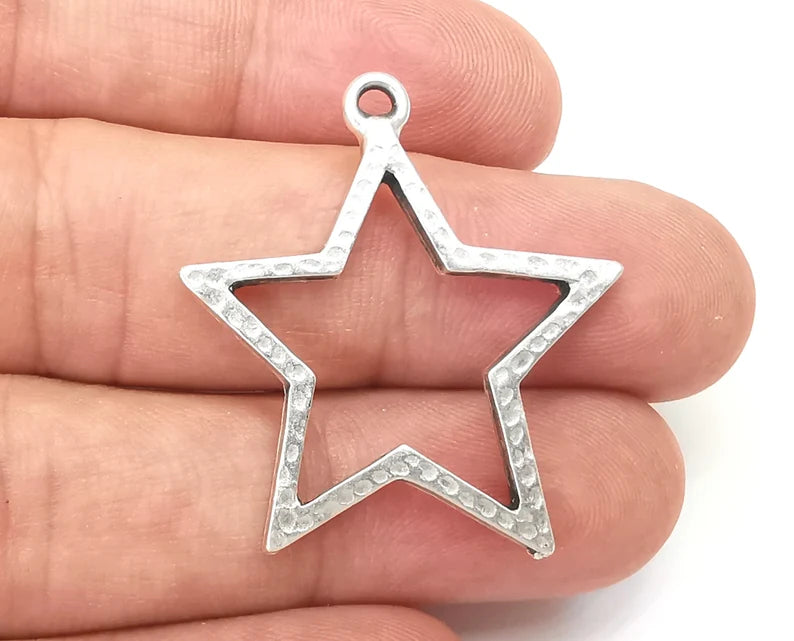 Star Charms Antique Silver Plated Hammered Charms (35x32mm) G28461