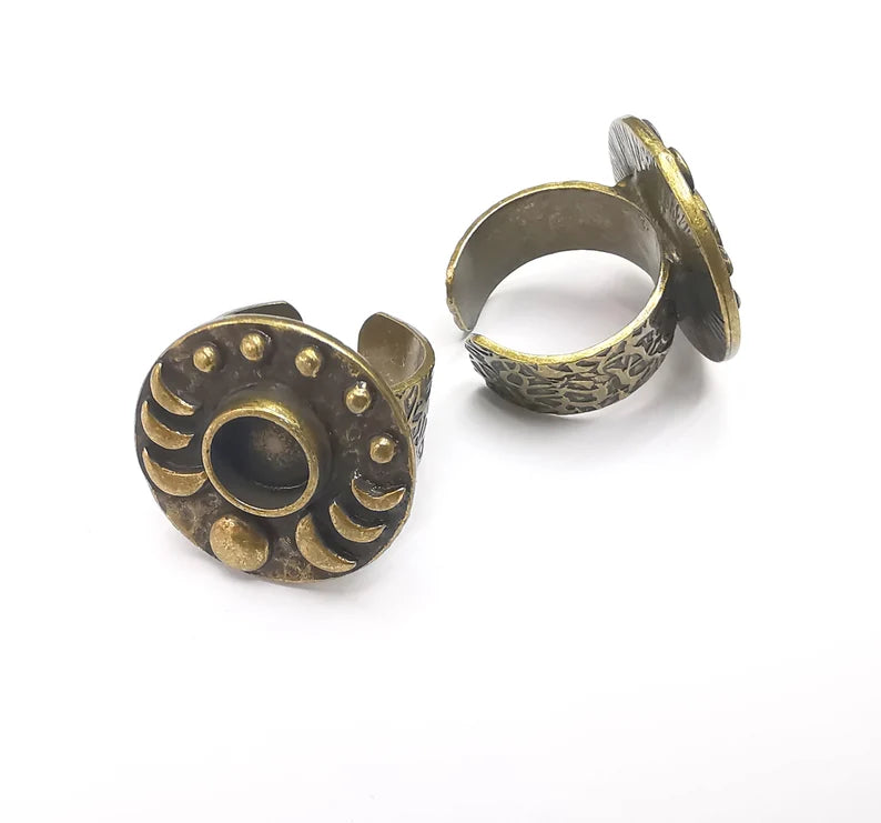 Crescent Moon Ring, The Phases of The Moon Ring Blank Setting, Cabochon Mounting, Adjustable Resin Base Bezels, Antique Bronze (8mm) G28638