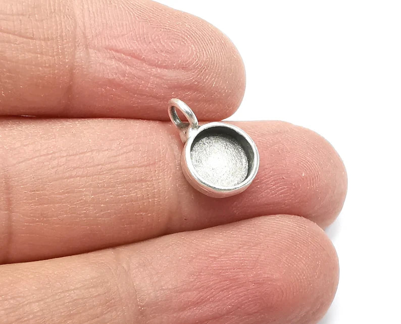 Round Pendant Blanks, Resin Bezel Bases, Mosaic Mountings, Polymer Clay base, Antique Silver Plated Brass (8mm) G29839