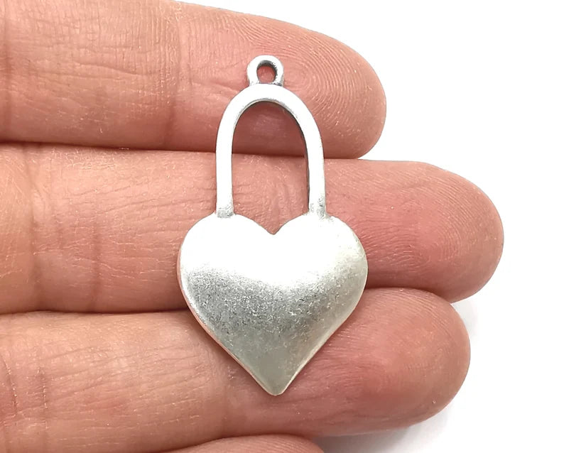 2 Heart Charms, Dangle Charms Antique Silver Plated (38x21mm) G29843