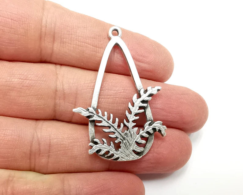 Fern Plant Charms, Dangle Charms Antique Silver Plated (45x30mm) G29845
