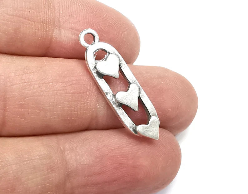4 Hearts Charms, Dangle Charms Antique Silver Plated (30x8mm) G29872