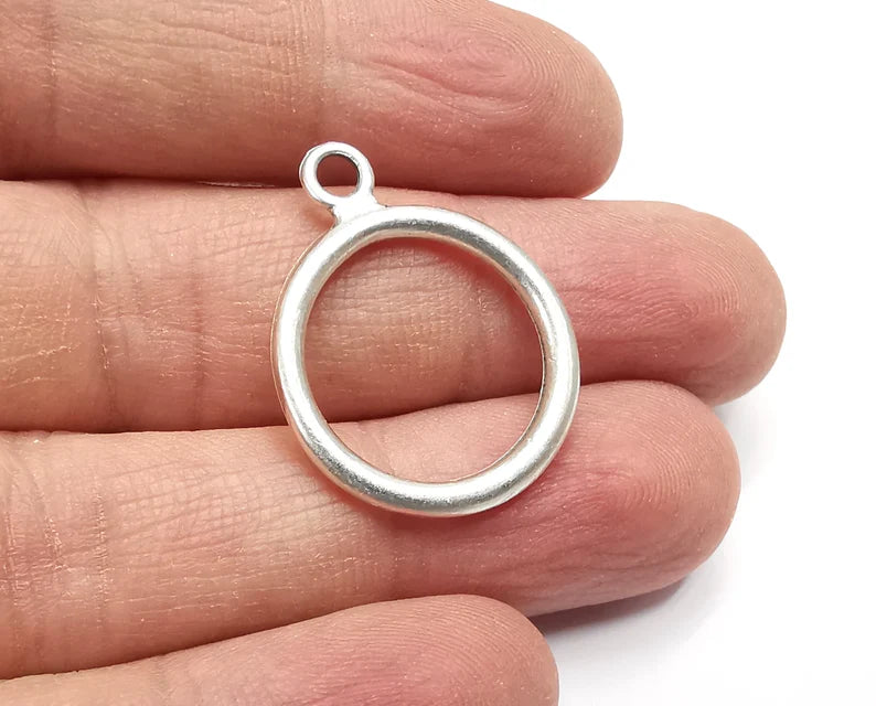 4 Circle Hoop Charms, Dangle Charms Antique Silver Plated (30x23mm) G29854