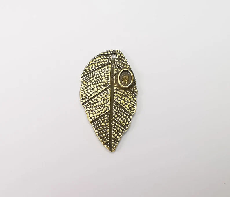 2 Leaf Charms, Antique Bronze Plated Plants Charms (34x18mm) G33514