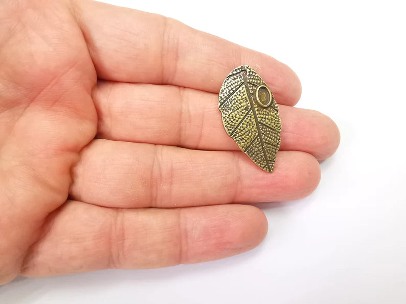 2 Leaf Charms, Antique Bronze Plated Plants Charms (34x18mm) G33514
