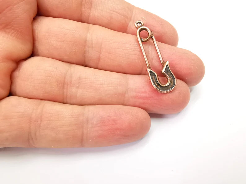 4 Safety Pin Charms, Antique Copper Plated Dangle Charms (35x11mm) G33517